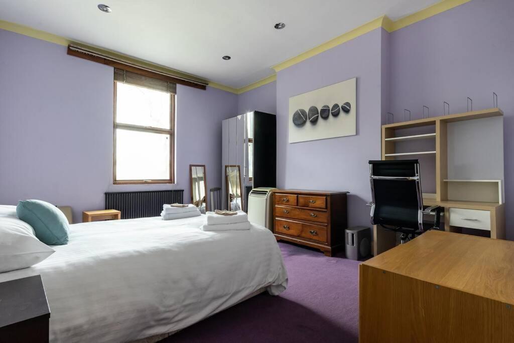 Stunning Three Bed In West Hampstead Apartment ลอนดอน ภายนอก รูปภาพ