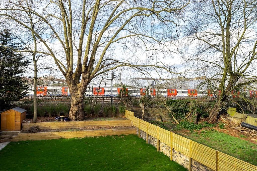 Stunning Three Bed In West Hampstead Apartment ลอนดอน ภายนอก รูปภาพ